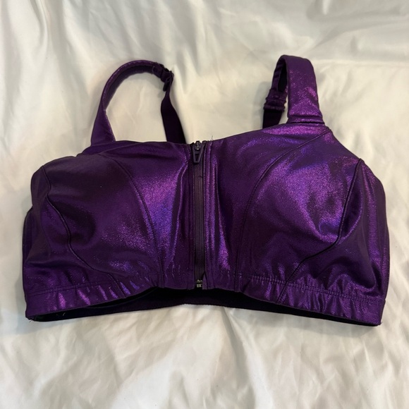 NWOT Victoria’s Secret Metallic Purple Knockout Maximum Impact Sports Bra - Picture 3 of 8